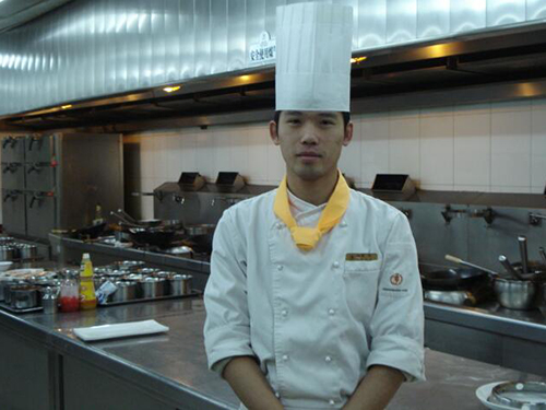 杨明.jpg